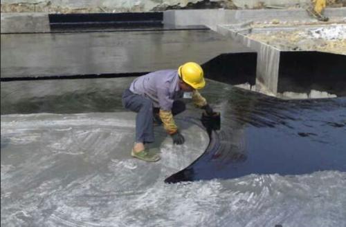 聚氨酯防水涂料的性能特点及施工注意事项