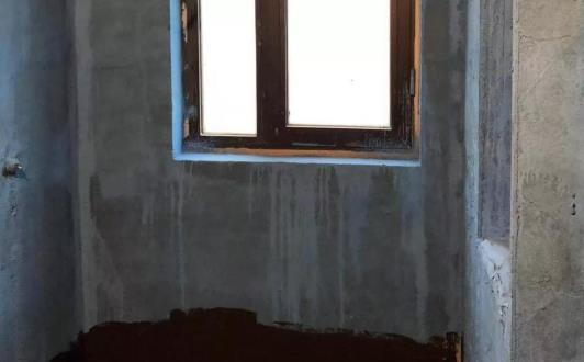 聚合物防水涂料到底能不能加水?